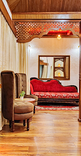 chaturbhuja-family-suite