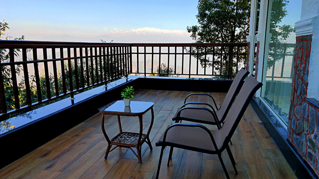 Tribhuja Suites