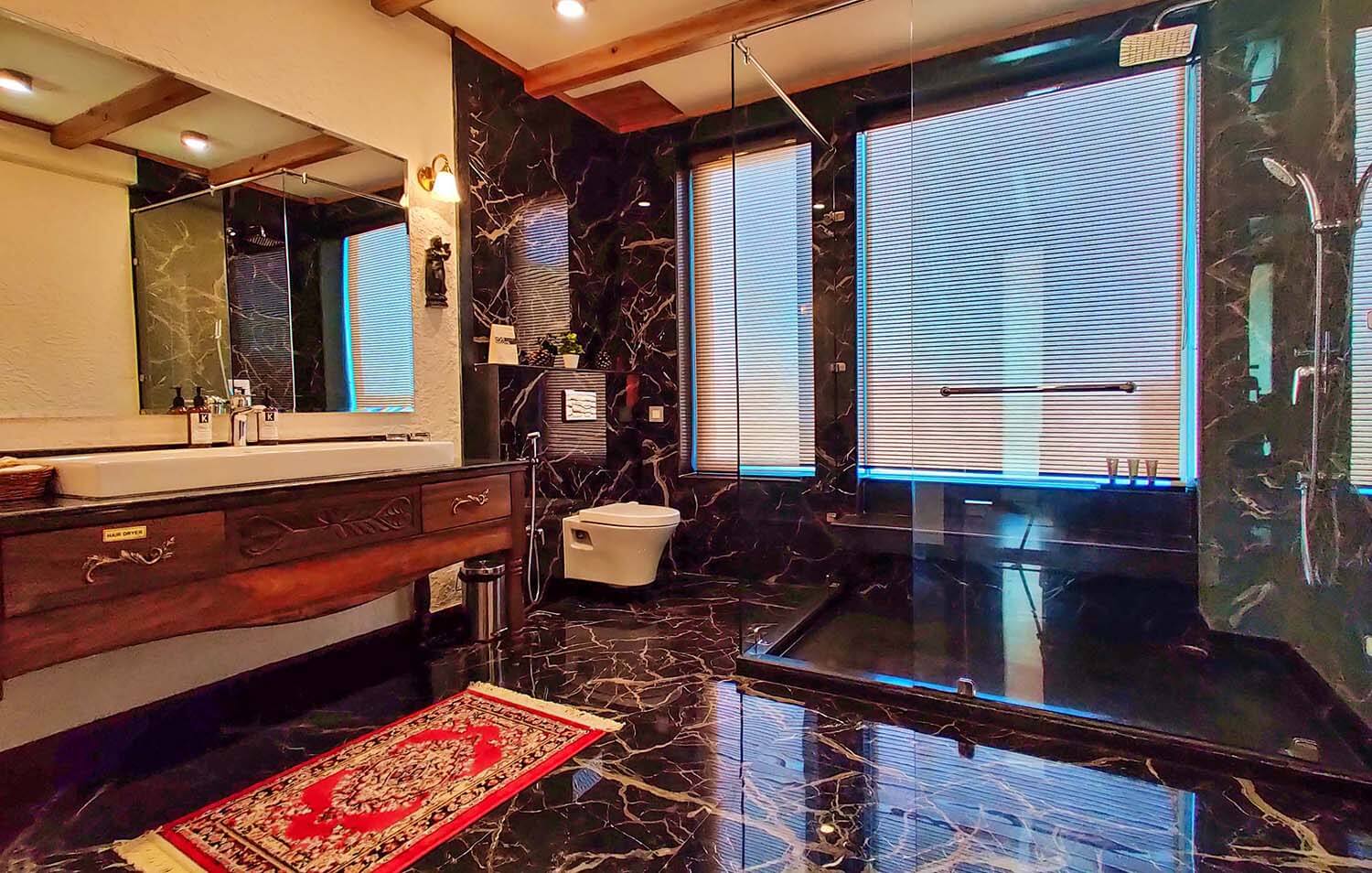 Tribhuja Suites
