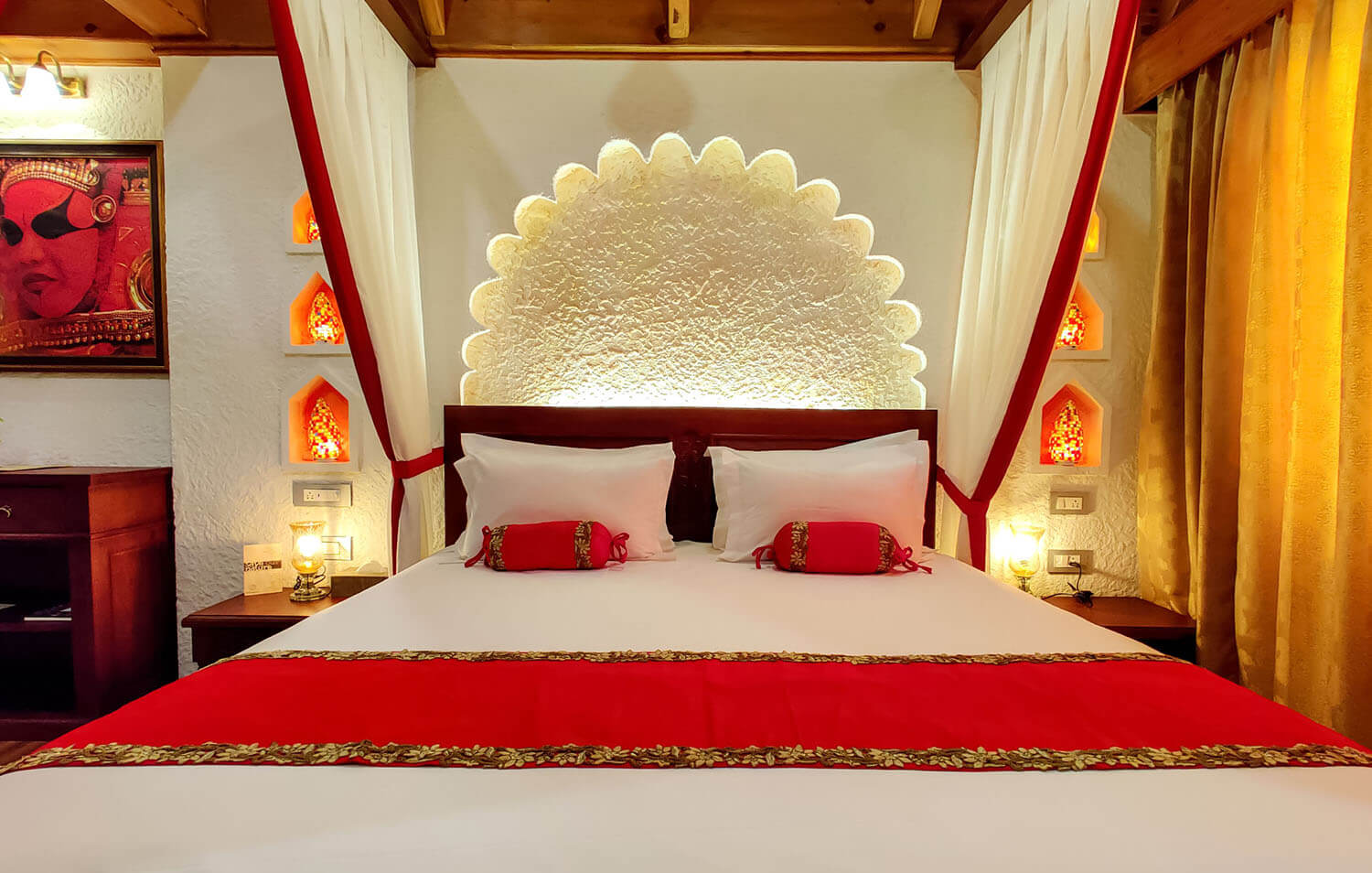 Tribhuja Suites