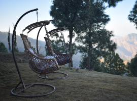 luxury resorts near delhi