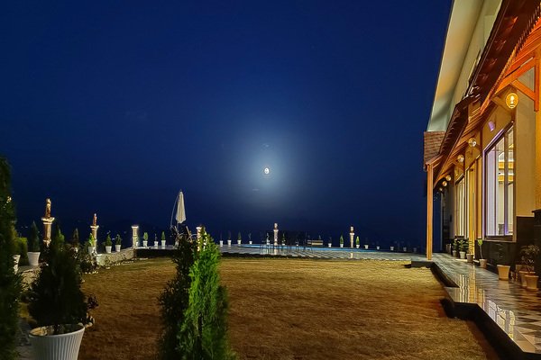 best resorts for winter vacation