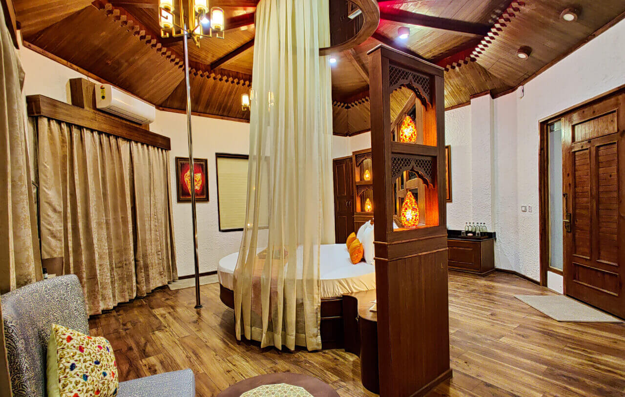 chaturbhuja luxury rooms vatsyayana resorts near corbett